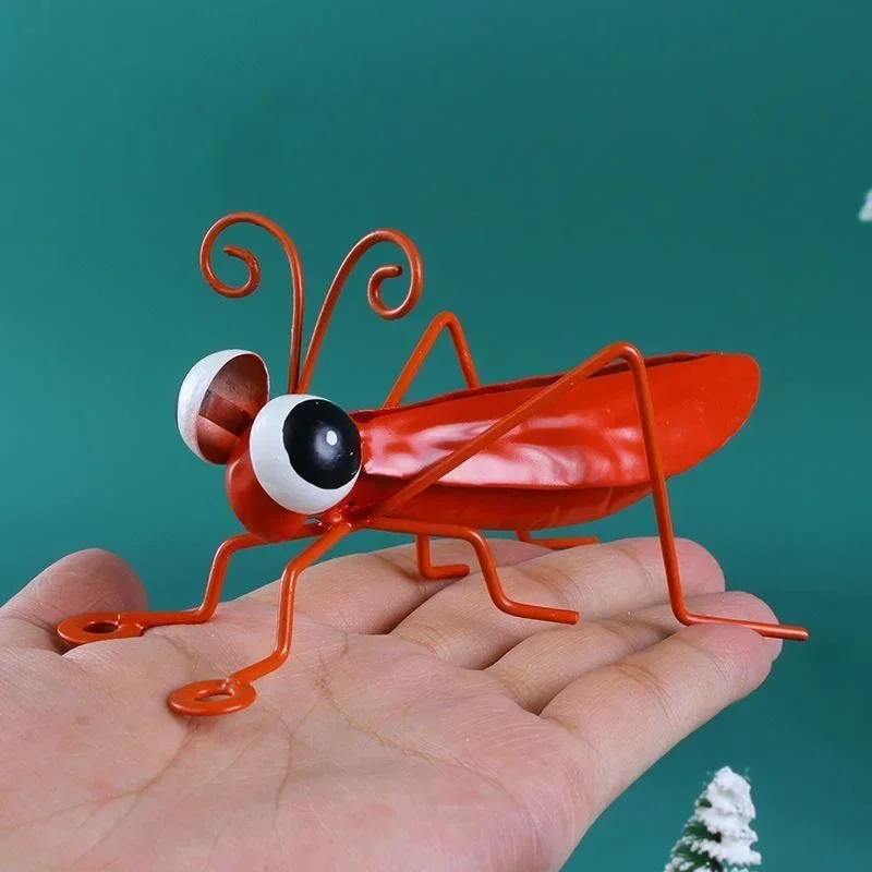 Statue de sauterelle en métal  - Resin Art Tree avis et prix